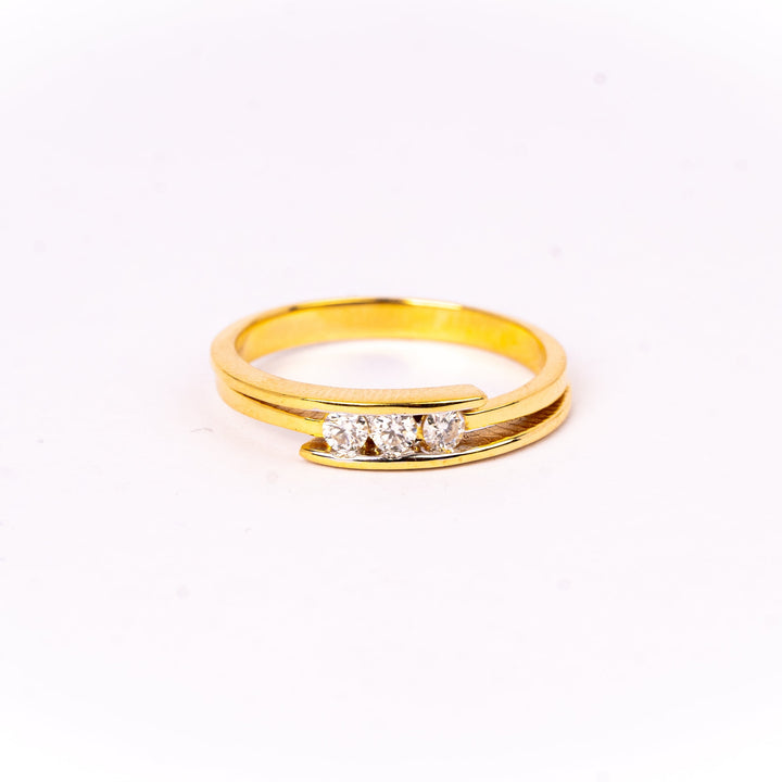 Triplet Ring