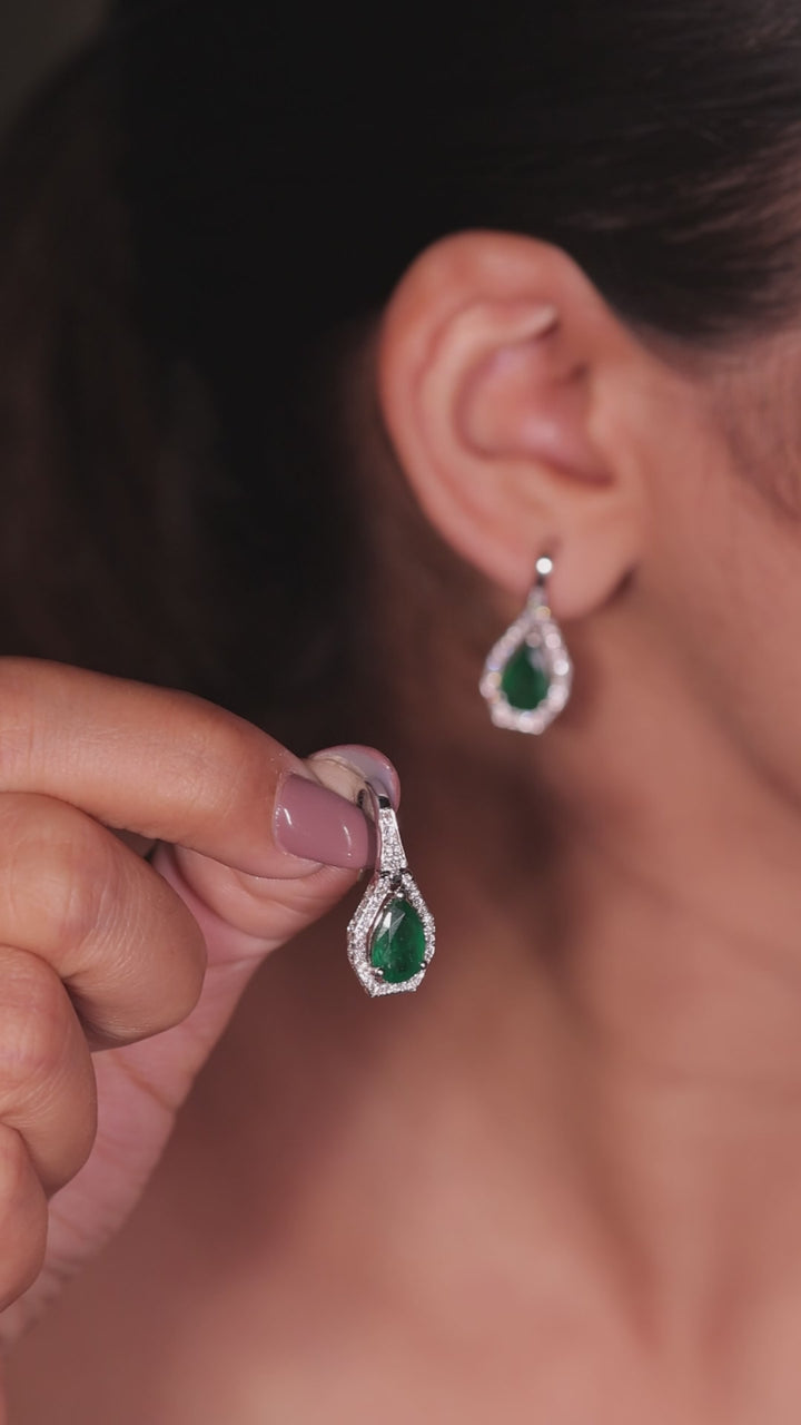Elegance Drop Diamond Earrings