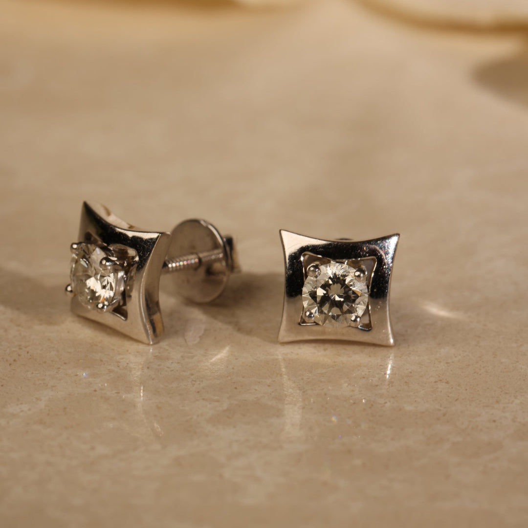 Solitaire Studs