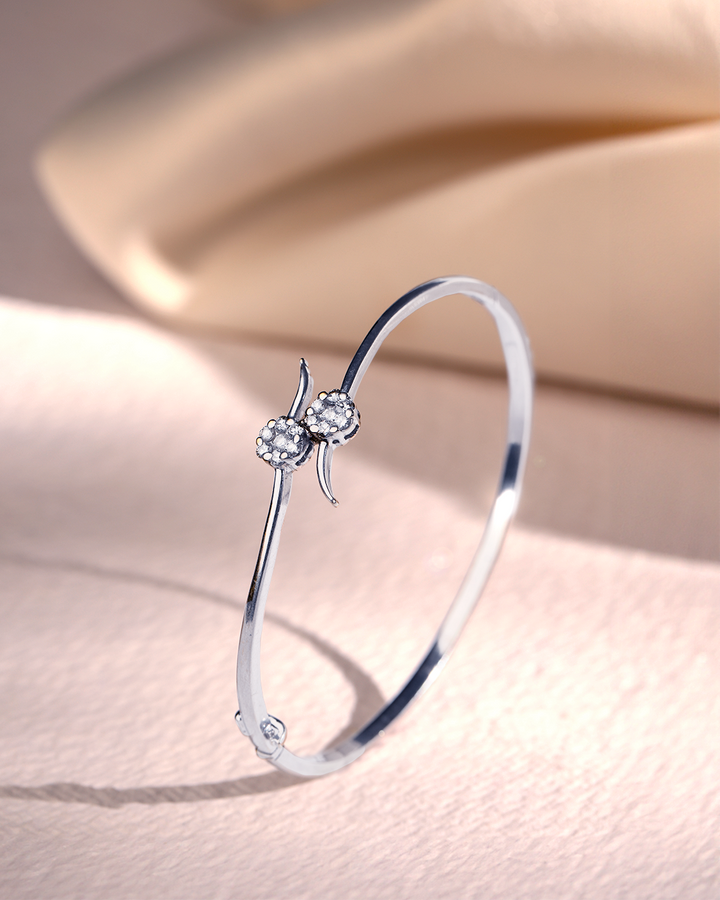 Unique Blooming Bracelet