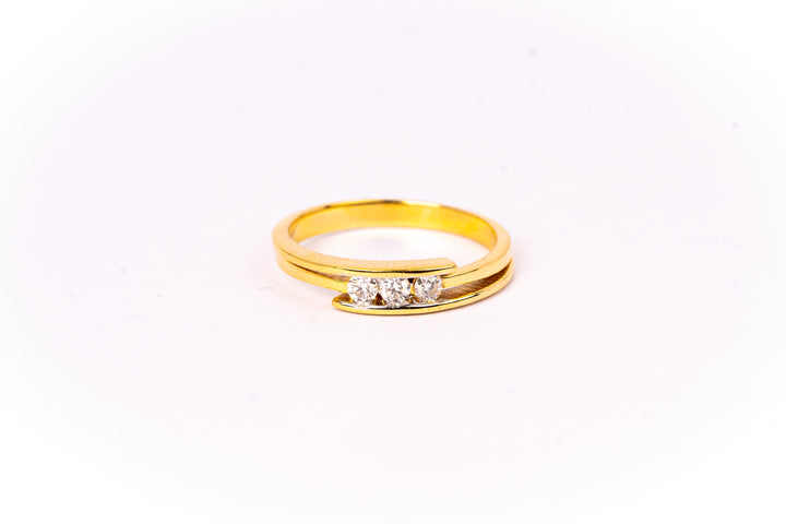 Triplet Ring