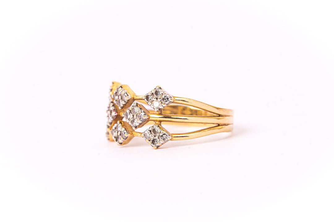 Geometric Harmony Ring