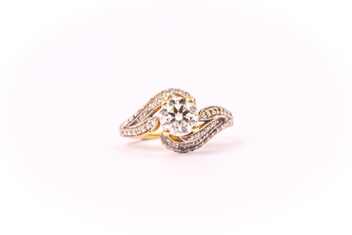 Glory Solitaire Ring