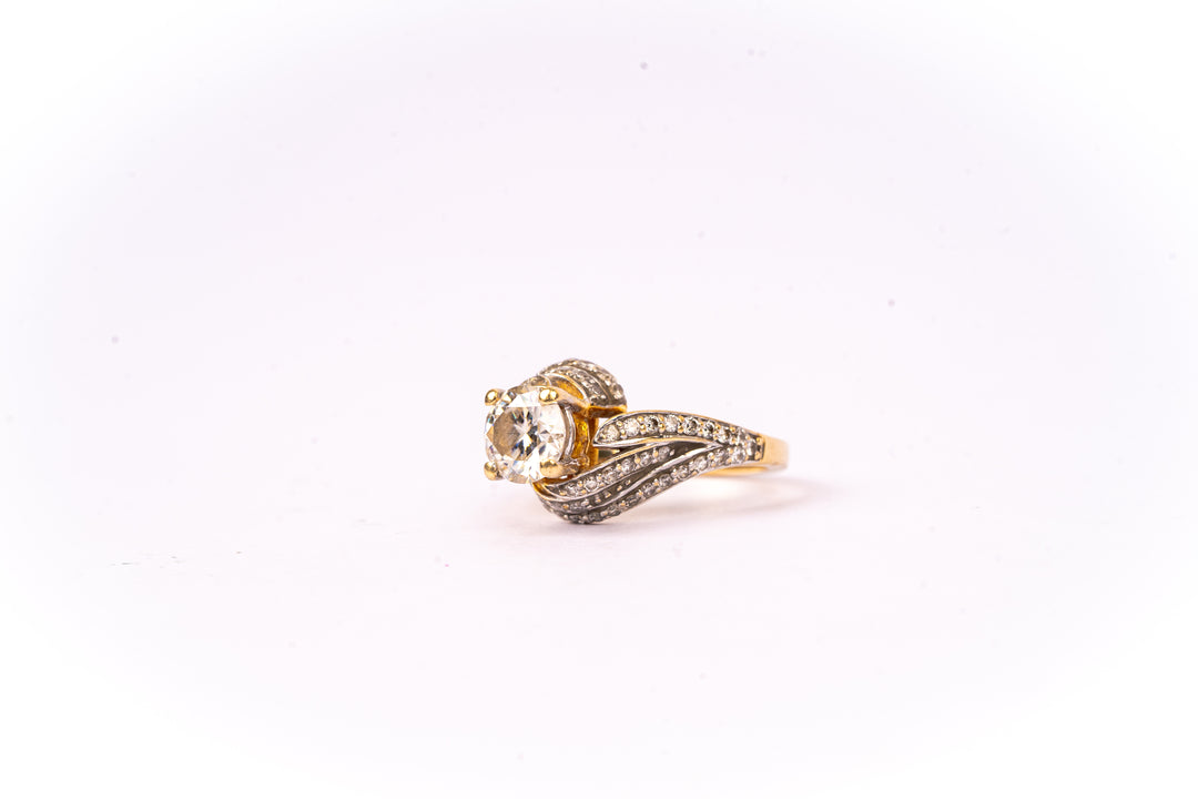 Glory Solitaire Ring